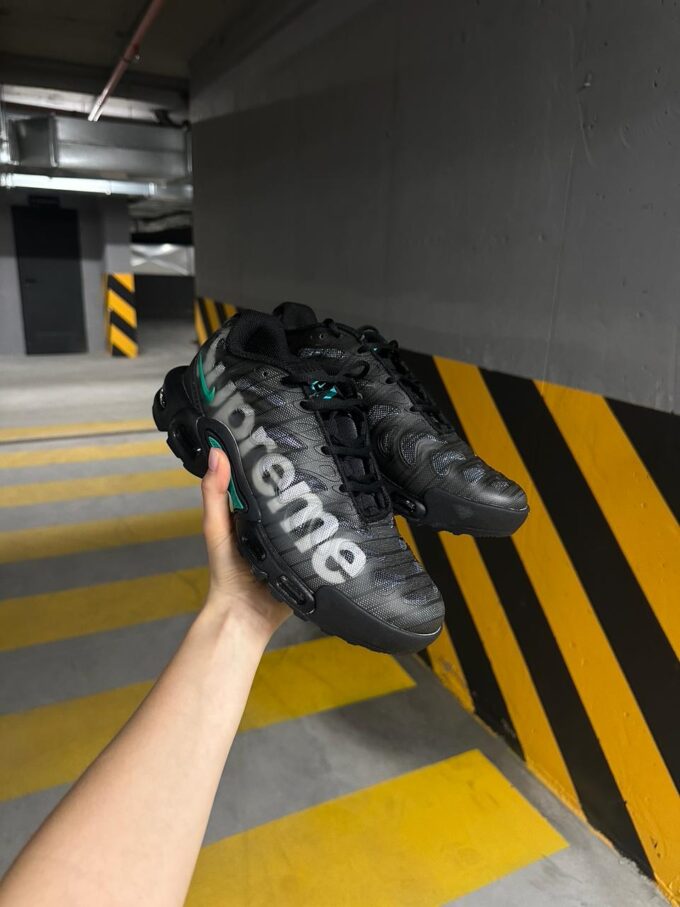Nike Air Max TN x Supreme Black Galactic Jade - Зображення 7