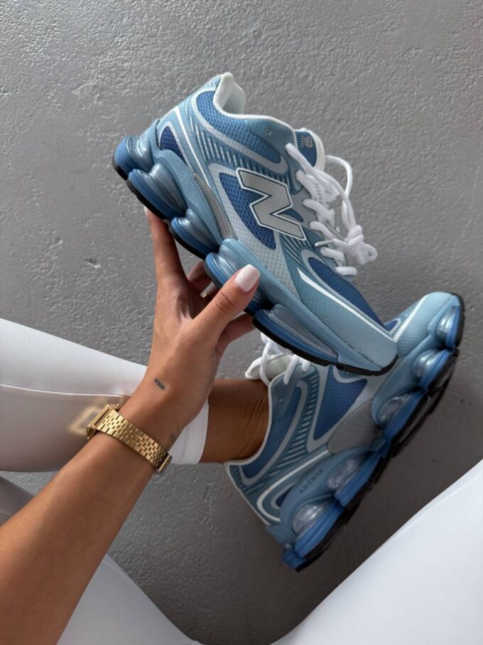 New Balance 2000 Blue