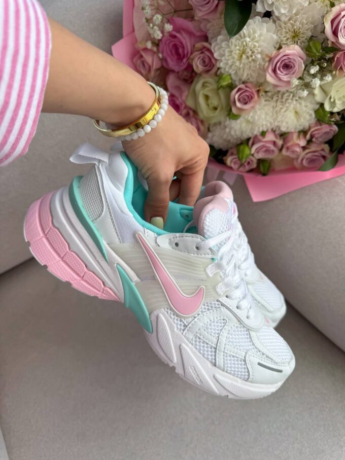 Nike V2K Runtekk White/Pink - Зображення 2