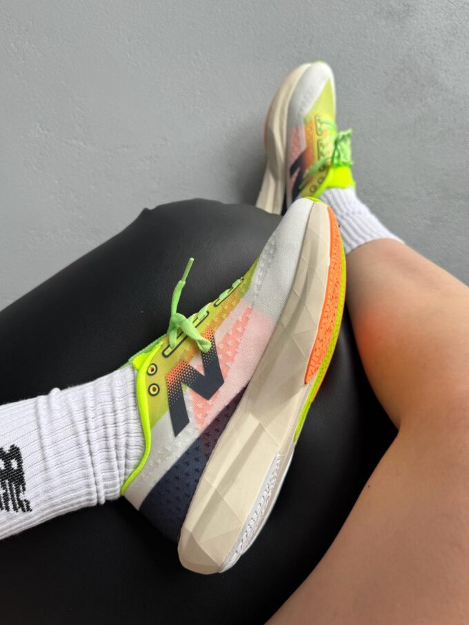 New Balance Fuelcell Rebel V4 Lime/Orange - Зображення 5