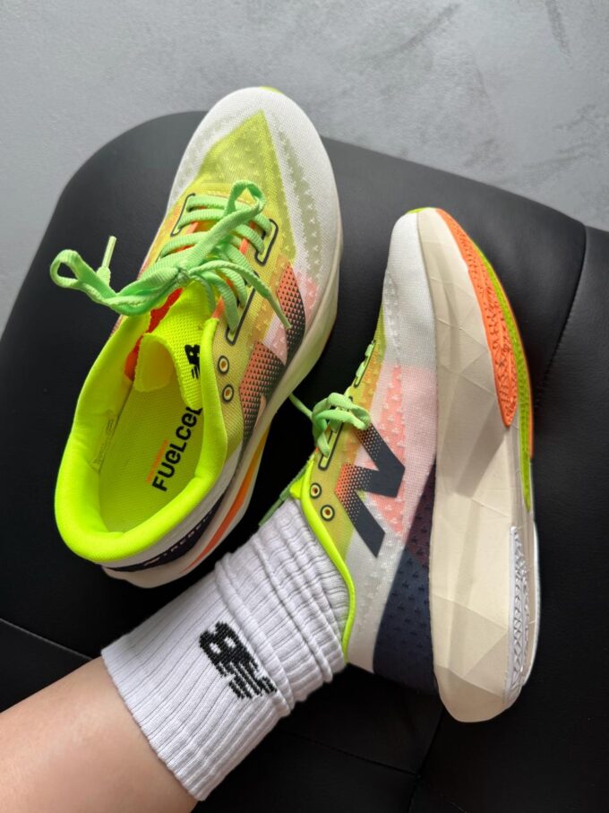 New Balance Fuelcell Rebel V4 Lime/Orange - Зображення 6