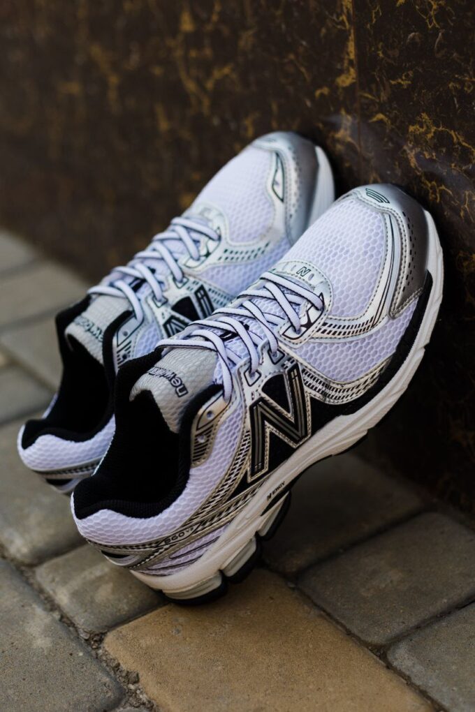 New Balance 860v2 White Black - Зображення 2
