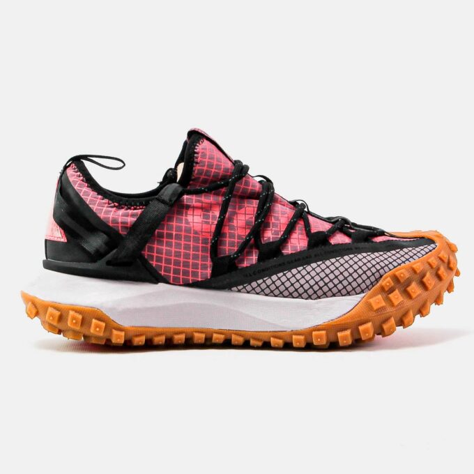 Nike ACG Mountain Fly Pink