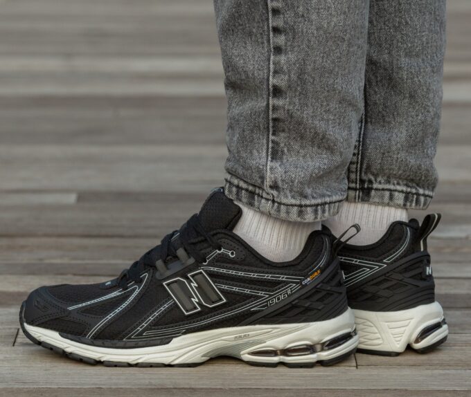 New Balance 1906R Gore-Tex Black\White