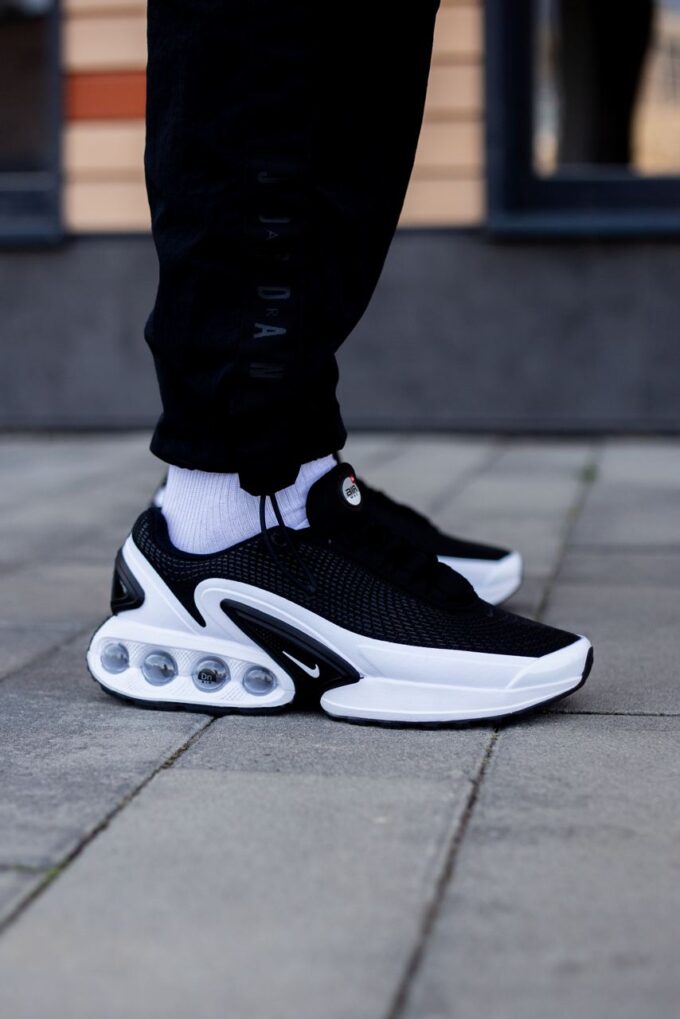 Nike Air Max DN Black/White - Зображення 3