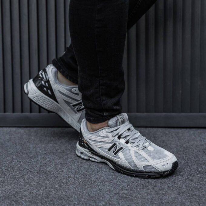 New Balance 1906R