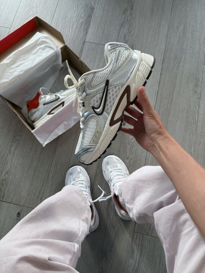 Nike V5 RNR Sail/Light Orewood Brown - Зображення 2