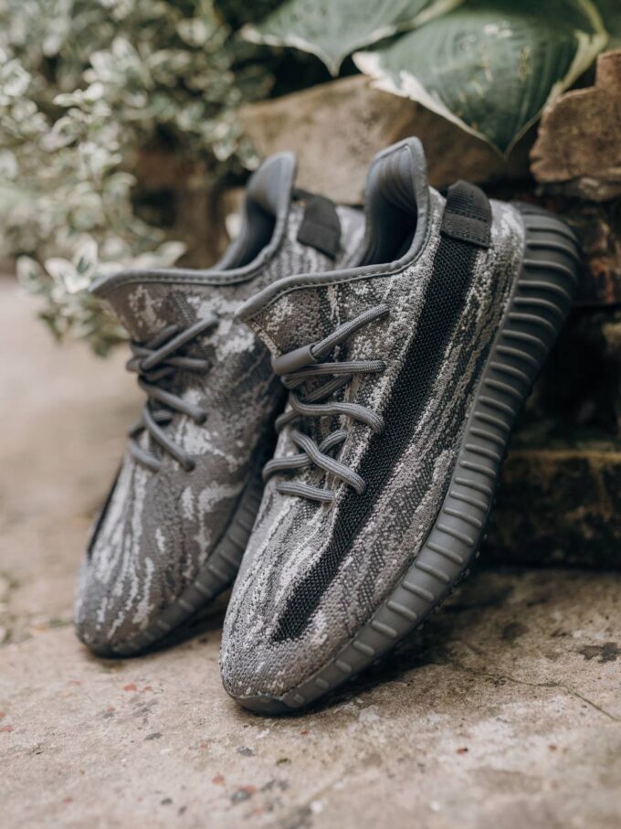 Adidas Yeezy Boost 350