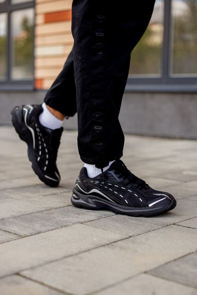 Asics Gel-Preleus Black