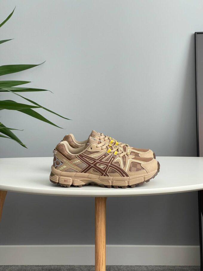 Asics Gel Kahana 8 Brown