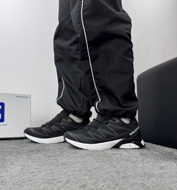 Salomon 8-CAB TX6 Gore-tex Black White