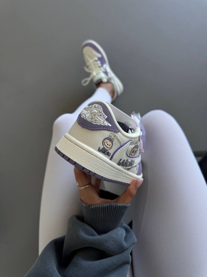 Nike Air Jordan Retro 1 Low  x Travis Scott x Labubu - Зображення 7