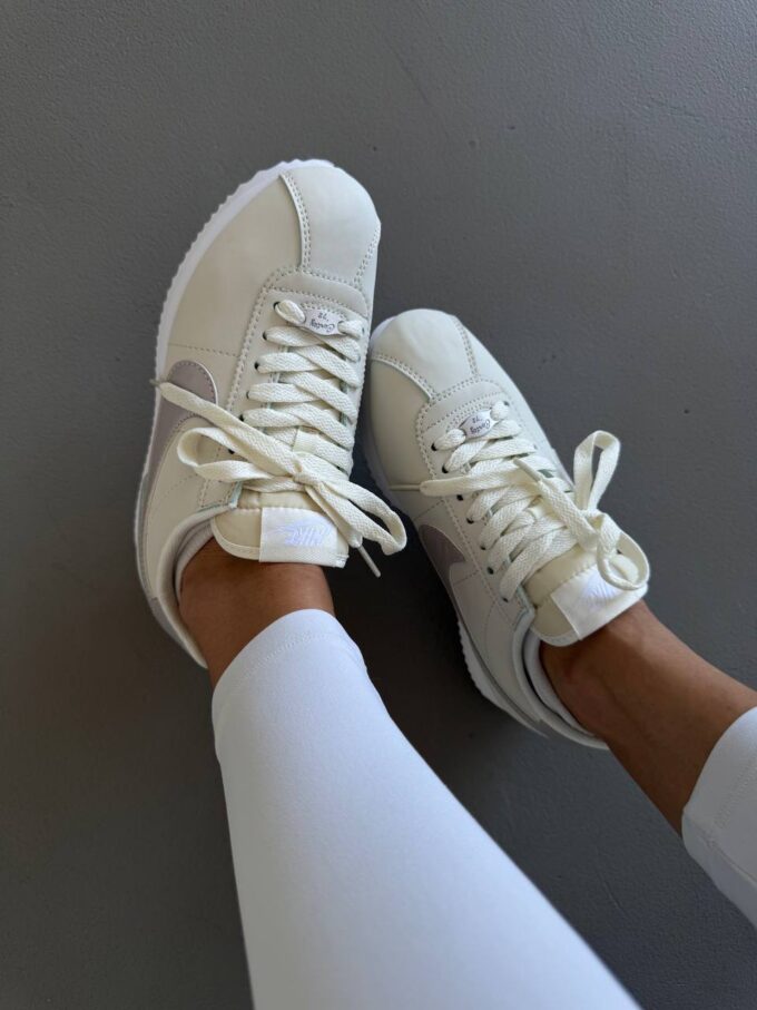 Nike Cortez  Ivory / Metallic Bronze - Зображення 4