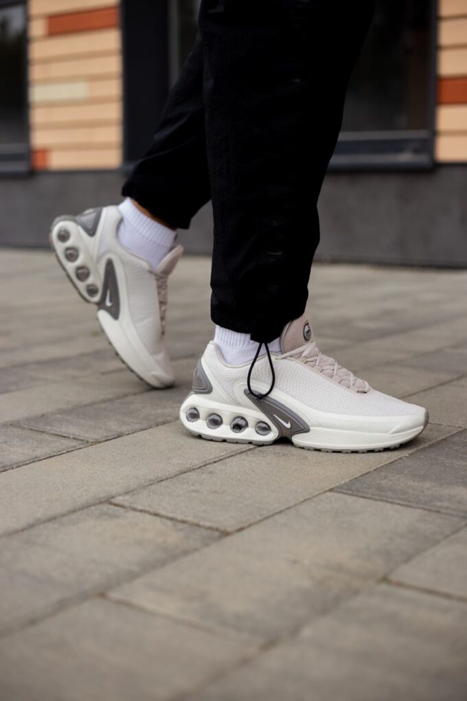 Nike Air Max DN White Grey - Зображення 2