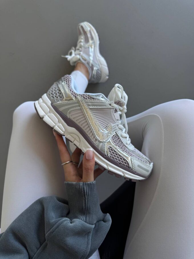 Nike Zoom Vomero 5 Metallic Silver / Platinum Violet