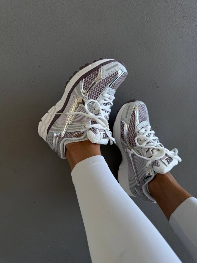 Nike Zoom Vomero 5 Metallic Silver / Platinum Violet - Зображення 3