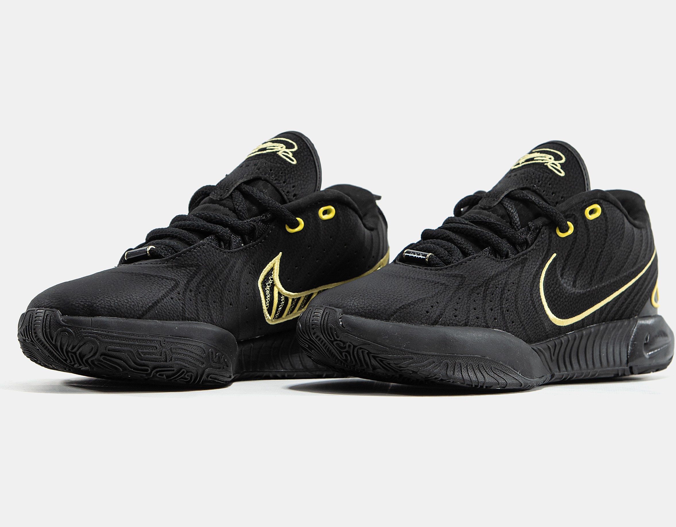 Nike LeBron 21 - Зображення 4