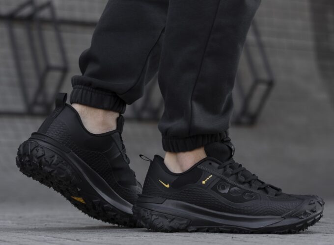 Nike ACG Mountain Fly Gore-Tex Black