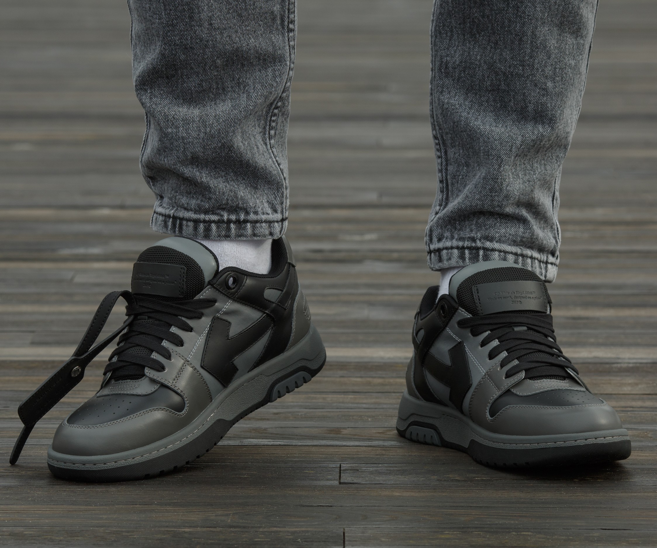 Off-White Out of Office Low Tops Black Gradient - Зображення 2