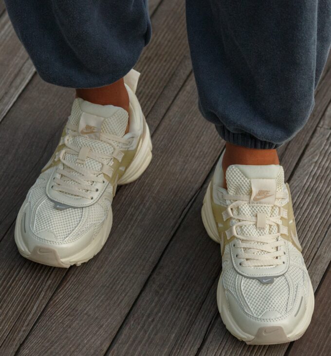 Nike Runtekk Beige - Зображення 4