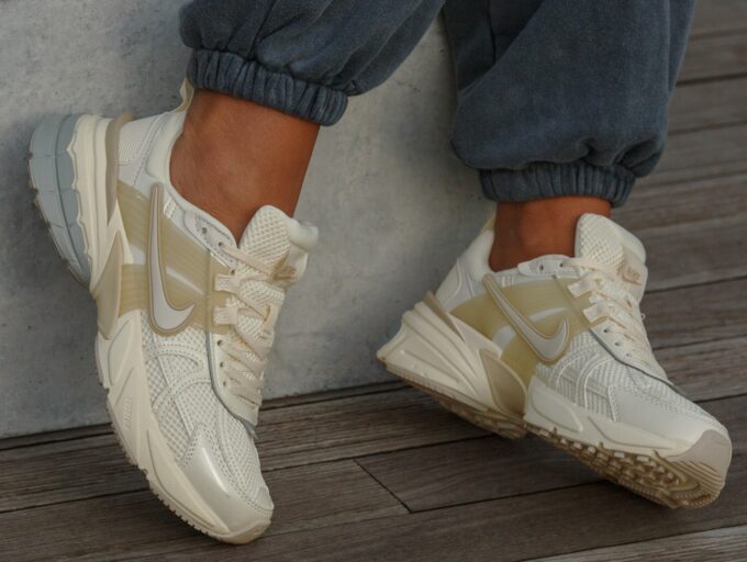Nike Runtekk Beige - Зображення 3