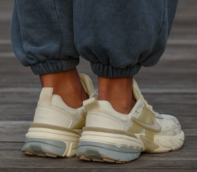 Nike Runtekk Beige - Зображення 5