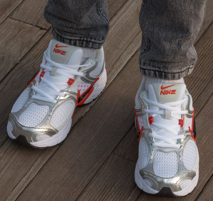 Nike V5 RNR Sky White Red - Зображення 6