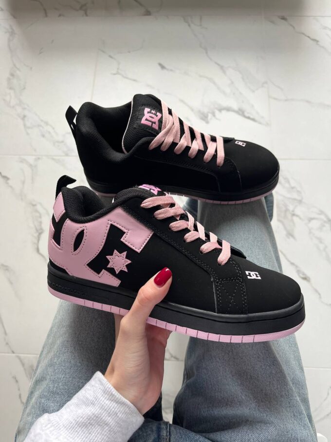 DC Court Graffik Black Pink
