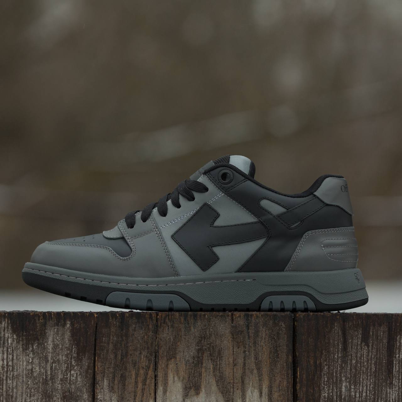 Off-White Out of Office Low Tops Black Gradient - Зображення 6