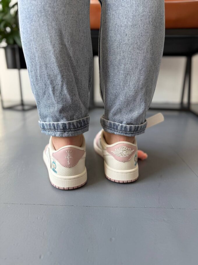 Nike Air Jordan 1 low Travis Scott x Labubu Pink Beige - Зображення 7