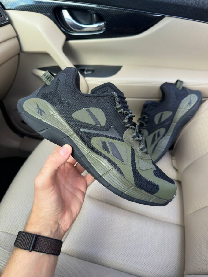 Reebok Zig Kinetica Black Khaki