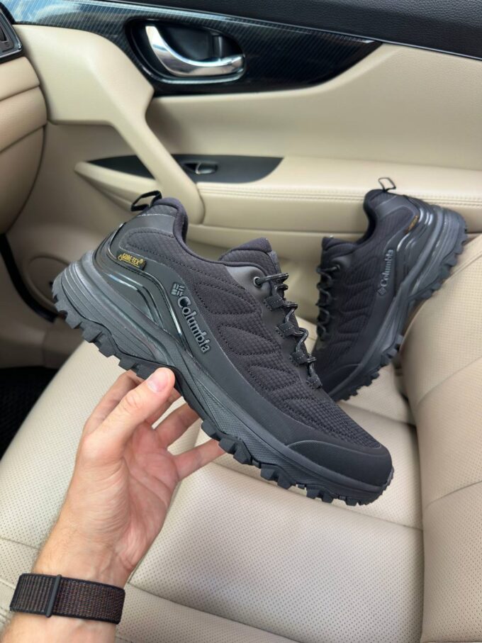 Columbia Gore-Tex Dark Grey