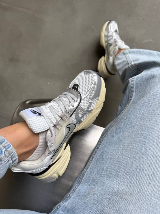 Nike V2K Run - Зображення 3