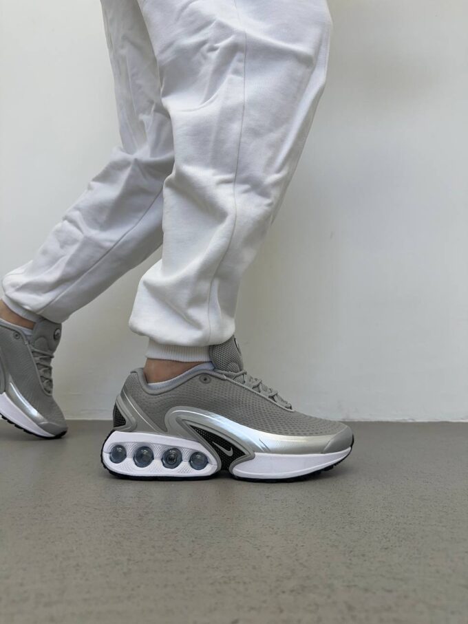 Nike Air Max Dn Metallic Silver