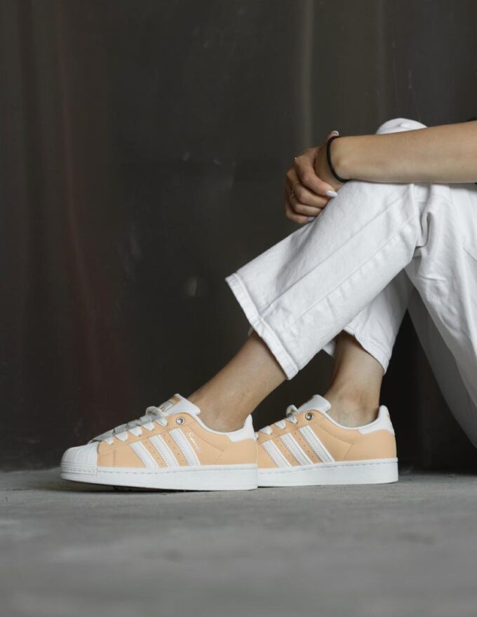 Adidas Superstar