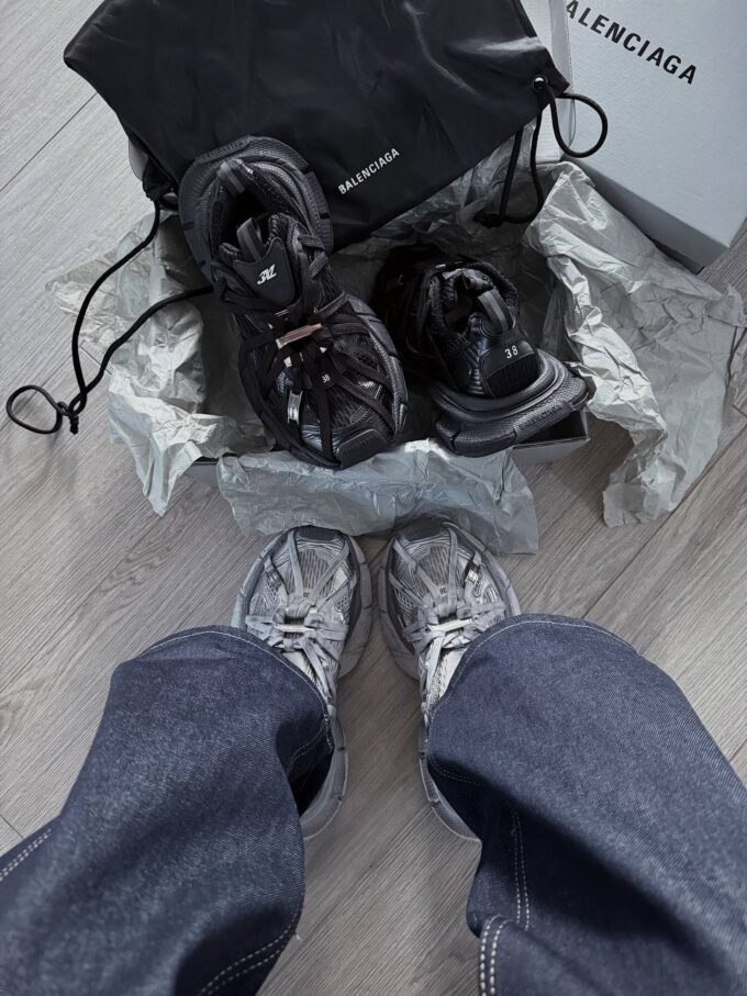 Balenciaga GB 3xl Extreme Laces B Trainers in Black - Зображення 4