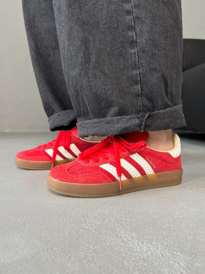 Adidas Gazelle Red