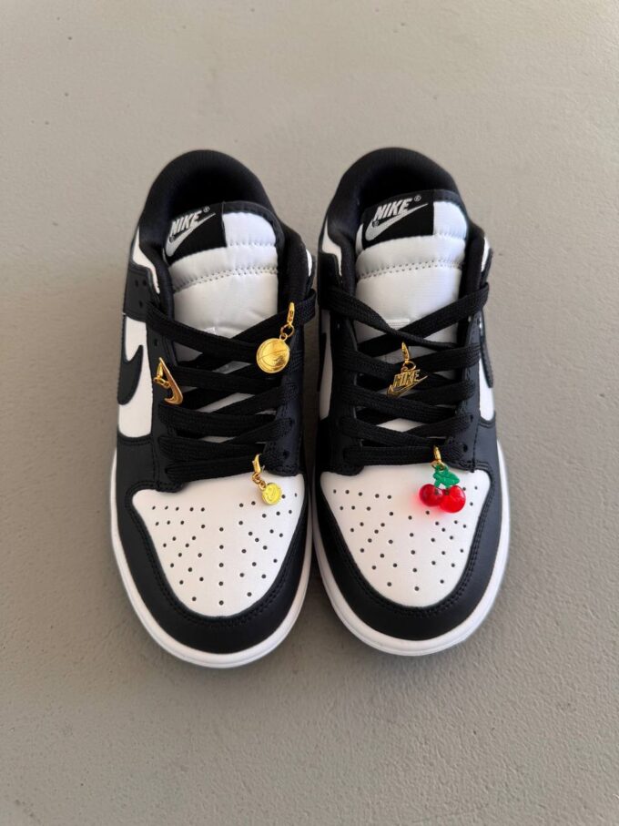 Nike SB Dunk BLack/White Cherry Charms - Зображення 2