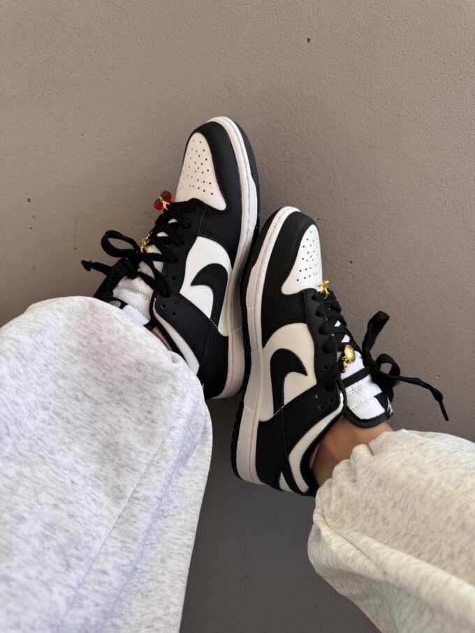 Nike SB Dunk BLack/White Cherry Charms - Зображення 6