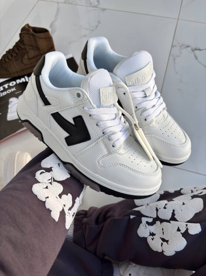 Off-White Out of Office - Зображення 2