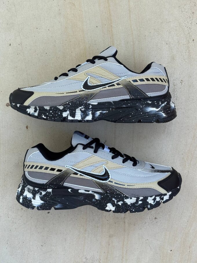 Nike Initiator Custom Grey Black