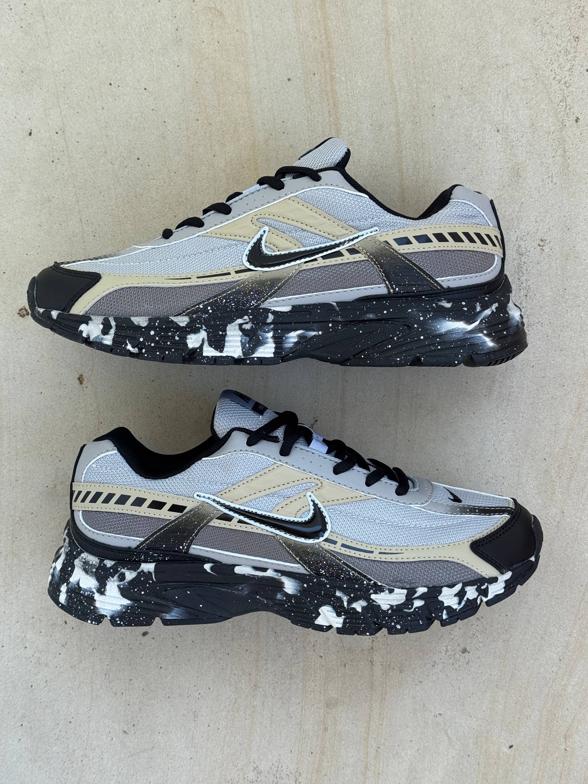 Nike Initiator Custom Grey Black