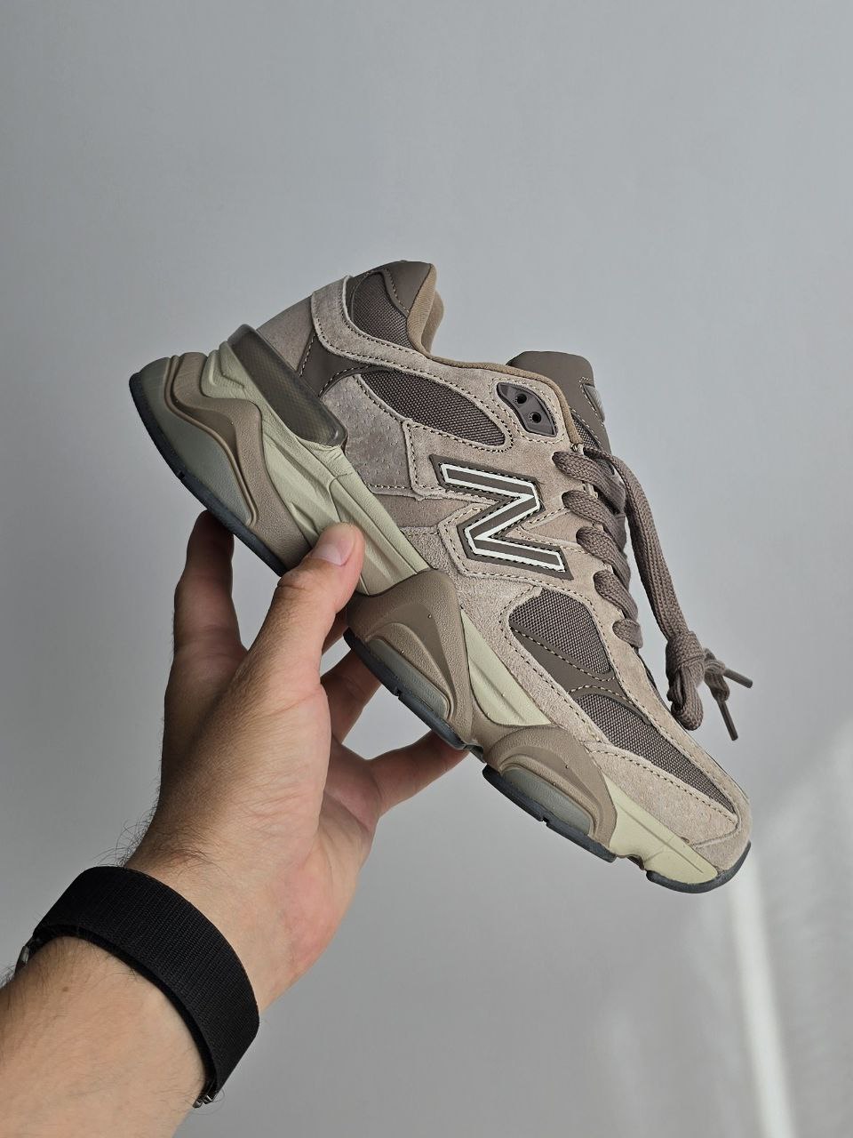 New Balance 9060 Gore-Tex Brown