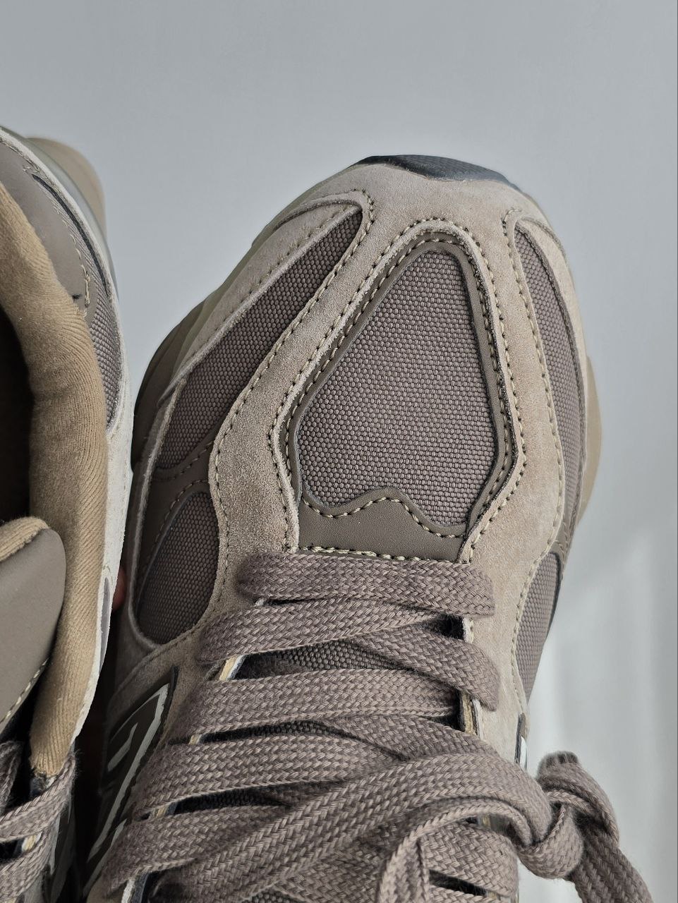 New Balance 9060 Gore-Tex Brown - Зображення 4