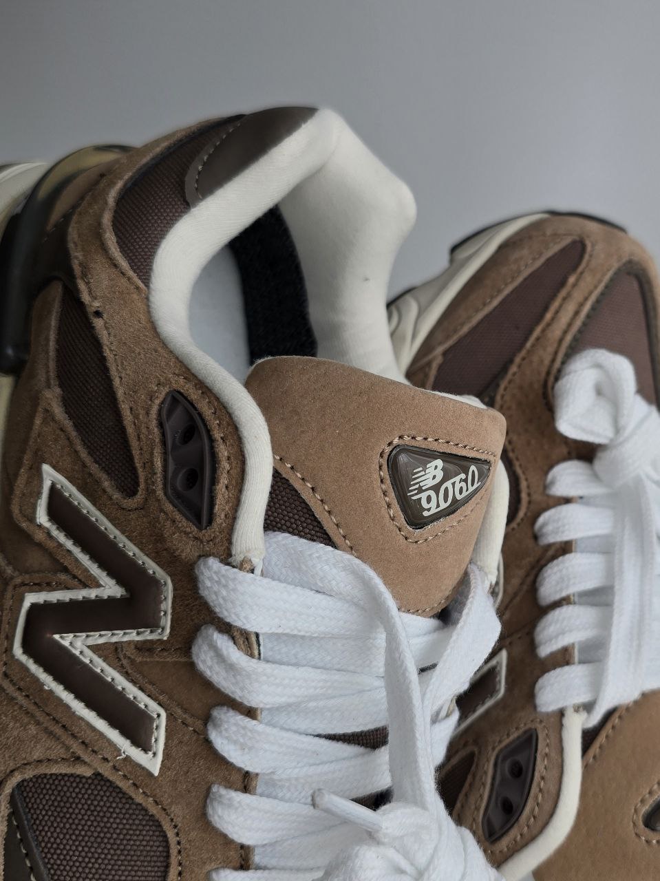 New Balance 9060 Gore-Tex Brown Beige - Зображення 6