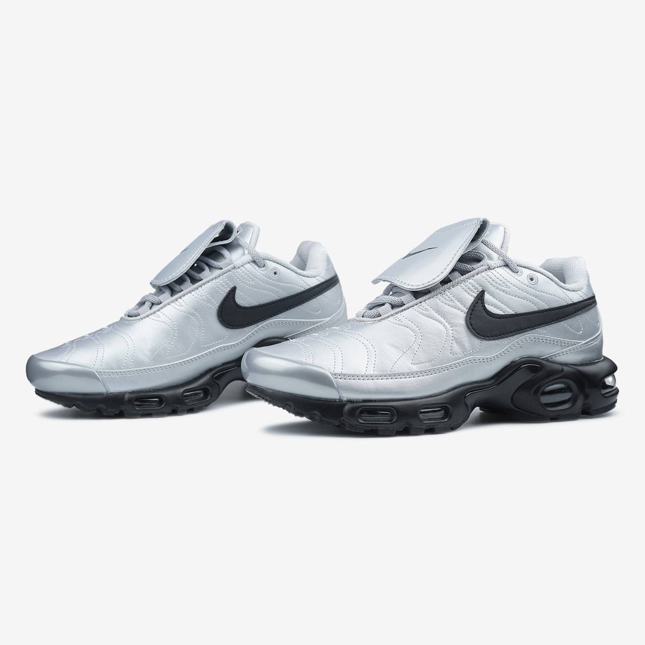 Nike Air Max Plus Tiempo Wolf Grey Black - Зображення 2