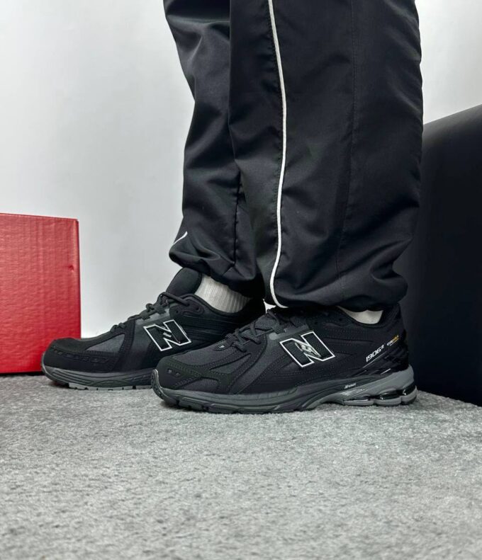 New Balance 1906R Black Cordura
