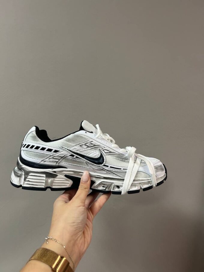 Nike Initiator Custom White