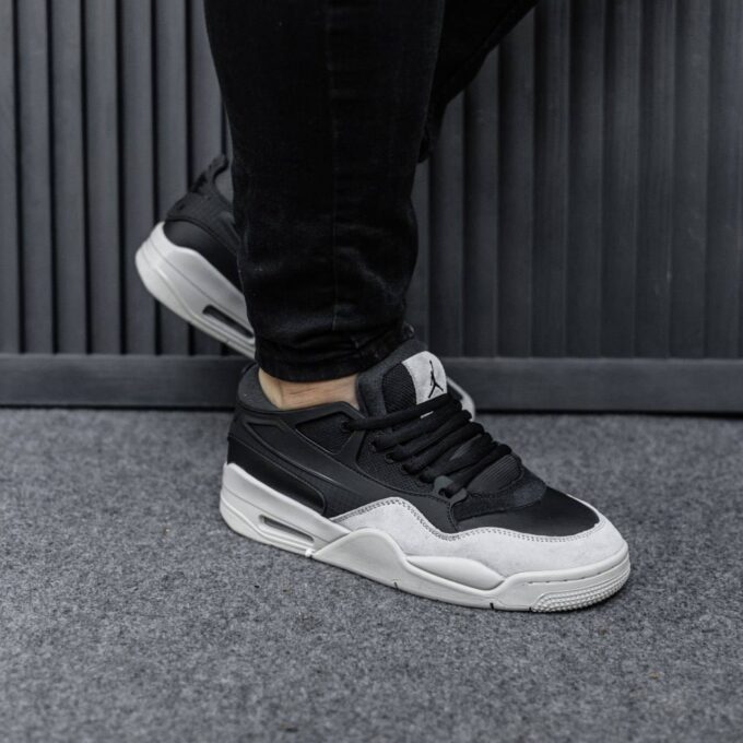 Nike Air Jordan 4RM