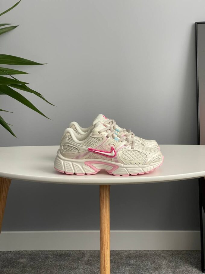 Nike V5 RNR Beige Pink